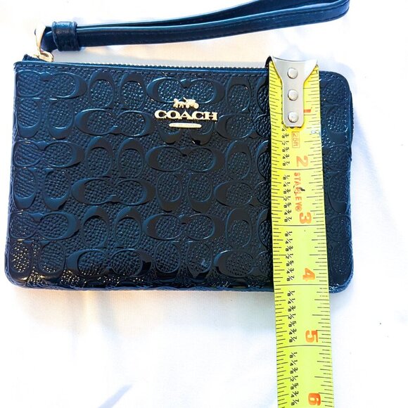 Corner Zip Wristlet In Signature Leather - Picture 10 of 12